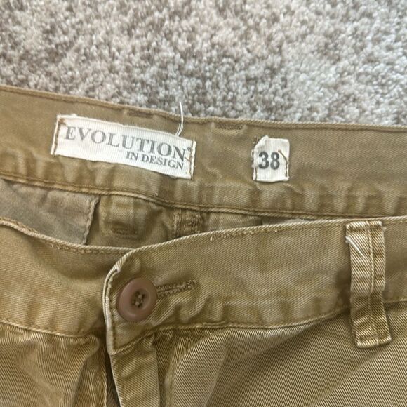 Evolution in Design Men’s Distressed Cargo Shorts 38 - Picture 5 of 7